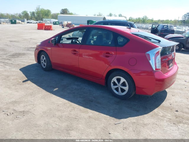 Toyota Prius Three 2014 JTDKN3DU1E1789270 Image 3