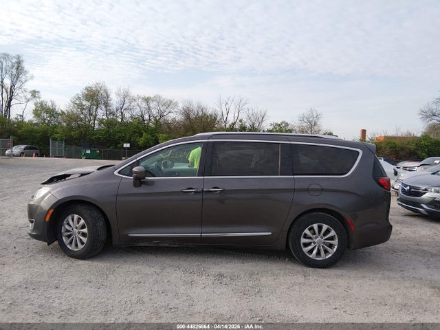Aukcja sprzedaży 2018 Chrysler Pacifica Touring L, vin: 2C4RC1BGXJR280404, numer aukcji: 44826664