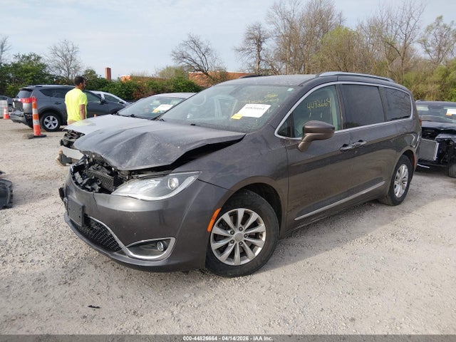 Aukcja sprzedaży 2018 Chrysler Pacifica Touring L, vin: 2C4RC1BGXJR280404, numer aukcji: 44826664