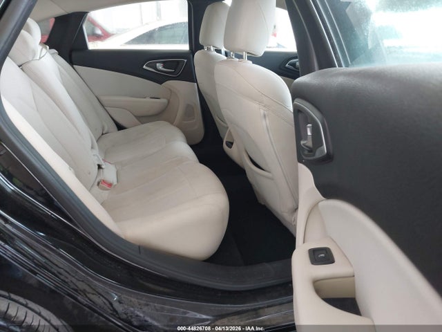 Продаж на аукціоні авто 2015 Chrysler 200 Limited, vin: 1C3CCCAB5FN712400, номер лоту: 44826708