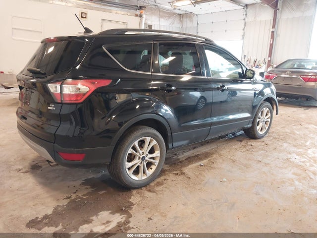 Продаж на аукціоні авто 2018 Ford Escape Se, vin: 1FMCU9GD3JUA29982, номер лоту: 44826722
