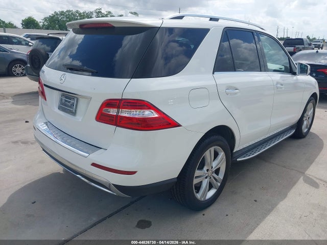 2015 MERCEDES-BENZ ML 350 4JGDA5JB8FA468830 Photo 3
