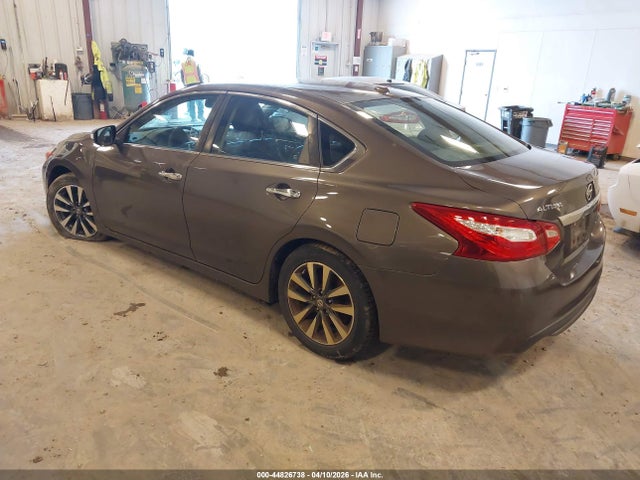 Продажа на аукционе авто 2017 Nissan Altima 2.5 Sl, vin: 1N4AL3AP1HC227772, номер лота: 44826738