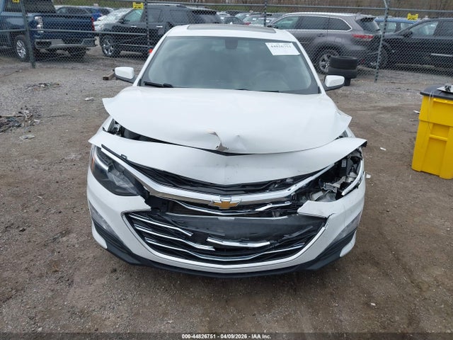 1G1ZD5ST9MF023532 Chevrolet Malibu Fwd Lt