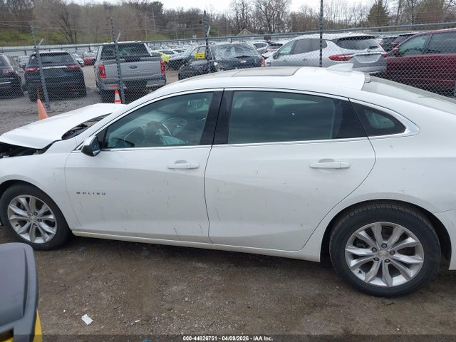 1G1ZD5ST9MF023532 Chevrolet Malibu Fwd Lt