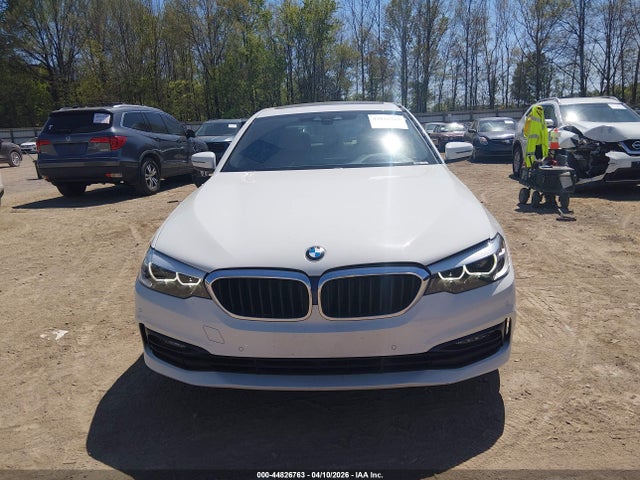 44826763 :رقم المزاد ، WBAJA5C54JWA57712 vin ، 2018 Bmw 530i مزاد بيع