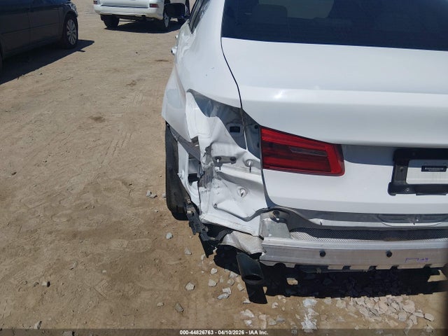44826763 :رقم المزاد ، WBAJA5C54JWA57712 vin ، 2018 Bmw 530i مزاد بيع