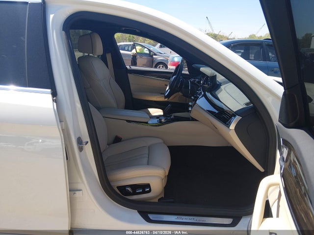 44826763 :رقم المزاد ، WBAJA5C54JWA57712 vin ، 2018 Bmw 530i مزاد بيع