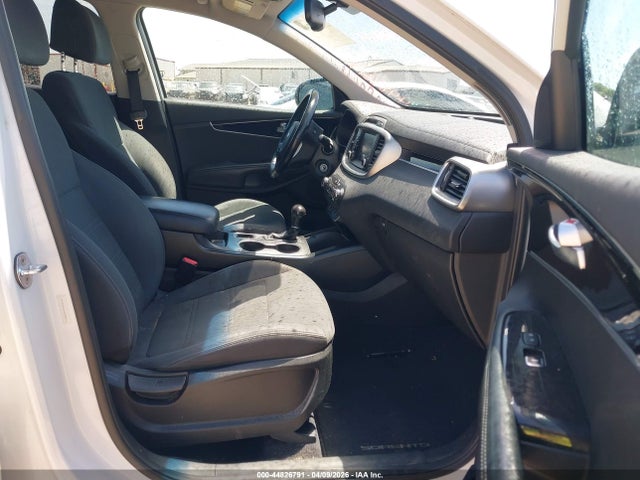 2017 KIA SORENTO 5XYPGDA36HG328216 Photo 4