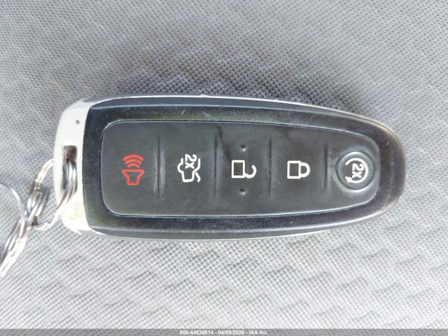 44826814 :رقم المزاد ، 1FMCU0GD9KUC49513 vin ، 2019 Ford Escape Se مزاد بيع