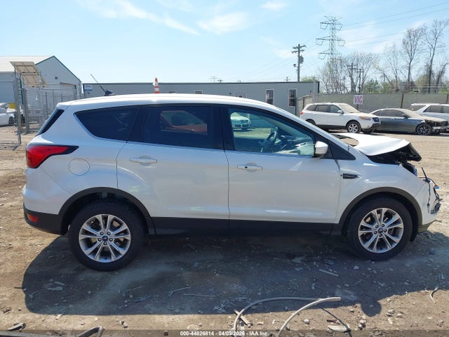 44826814 :رقم المزاد ، 1FMCU0GD9KUC49513 vin ، 2019 Ford Escape Se مزاد بيع