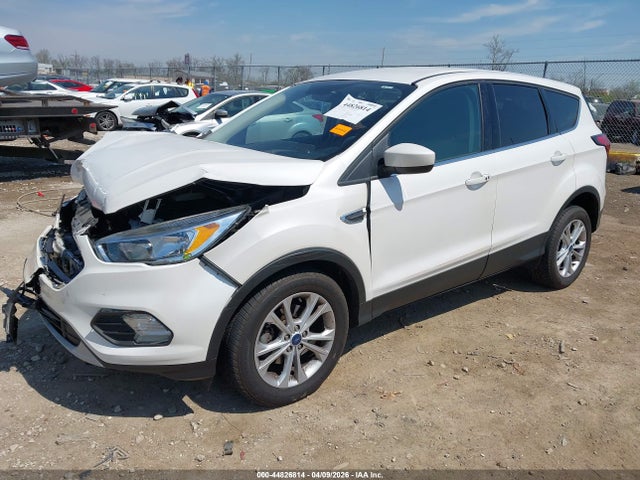 44826814 :رقم المزاد ، 1FMCU0GD9KUC49513 vin ، 2019 Ford Escape Se مزاد بيع