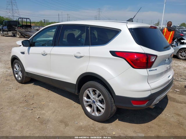 44826814 :رقم المزاد ، 1FMCU0GD9KUC49513 vin ، 2019 Ford Escape Se مزاد بيع