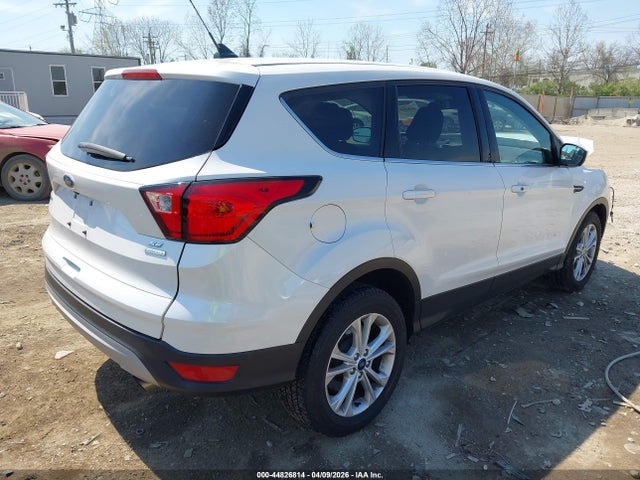 44826814 :رقم المزاد ، 1FMCU0GD9KUC49513 vin ، 2019 Ford Escape Se مزاد بيع