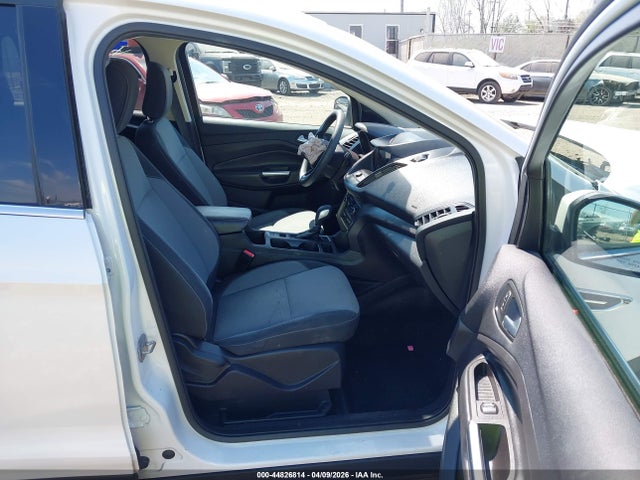44826814 :رقم المزاد ، 1FMCU0GD9KUC49513 vin ، 2019 Ford Escape Se مزاد بيع