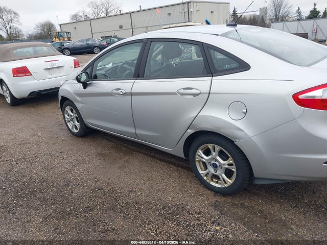 3FADP4BJ5GM154002 Ford FIESTA SE