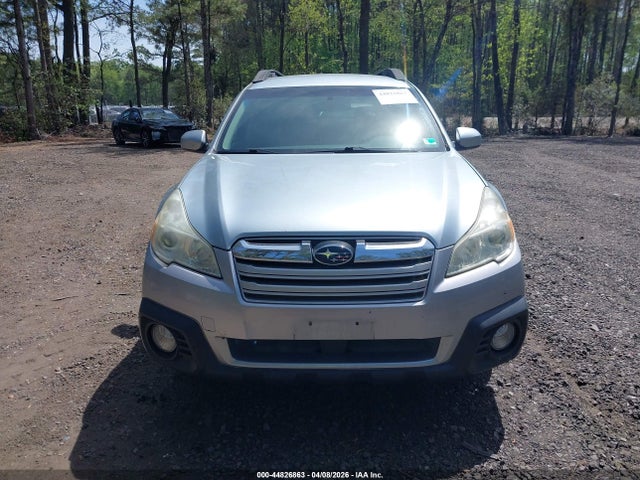 Продажа на аукционе авто 2014 Subaru Outback 2.5i Premium, vin: 4S4BRCCC0E3200724, номер лота: 44826863