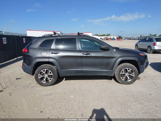 Продажа на аукционе авто 2015 Jeep Cherokee Trailhawk, vin: 1C4PJMBB1FW603093, номер лота: 44826898