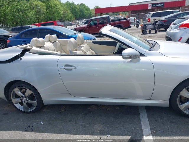 2010 Lexus Is 250c მანქანა იყიდება აუქციონზე, vin: JTHFF2C2XA2513858, აუქციონის ნომერი: 44826901
