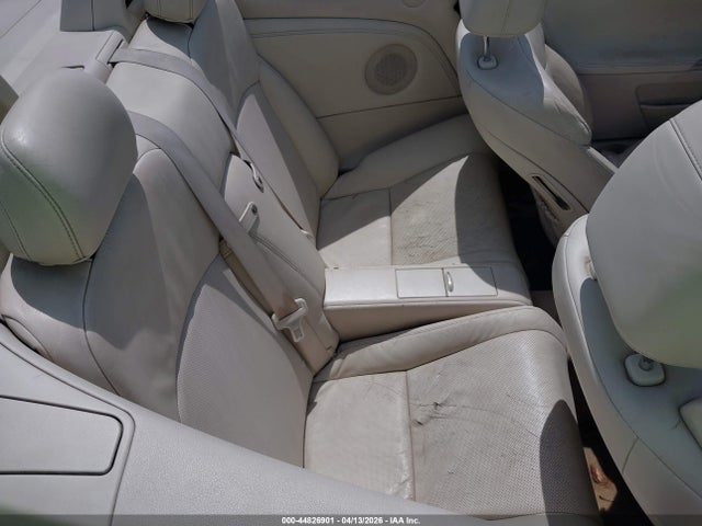 2010 Lexus Is 250c მანქანა იყიდება აუქციონზე, vin: JTHFF2C2XA2513858, აუქციონის ნომერი: 44826901