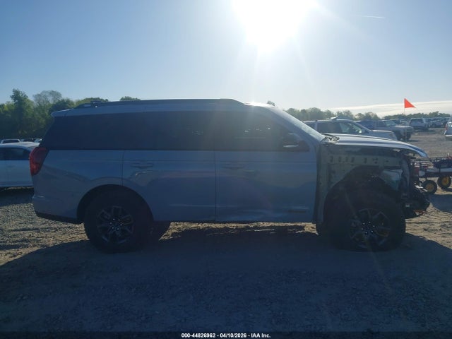 1FMJU1RG6SEA30880 Ford Expedition Tremor