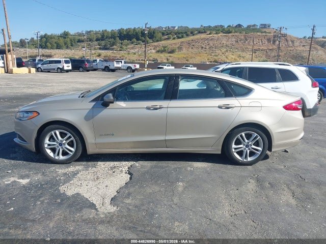 3FA6P0UU5JR209437 Ford Fusion Hybrid S