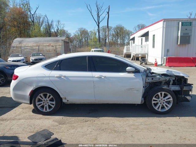 Продаж на аукціоні авто 2016 Chrysler 200 Limited, vin: 1C3CCCAB8GN136285, номер лоту: 44827010