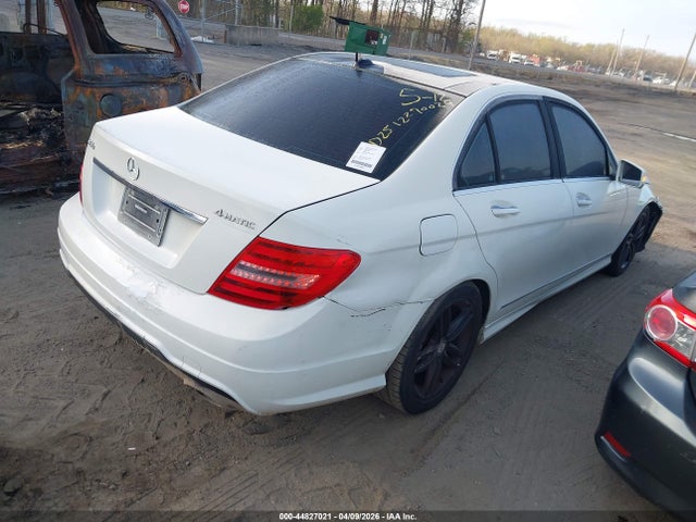 2012 Mercedes-benz C 300 Sport 4matic მანქანა იყიდება აუქციონზე, vin: WDDGF8BB5CA707299, აუქციონის ნომერი: 44827021