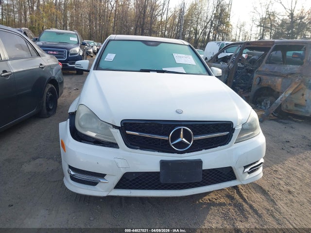 2012 Mercedes-benz C 300 Sport 4matic მანქანა იყიდება აუქციონზე, vin: WDDGF8BB5CA707299, აუქციონის ნომერი: 44827021