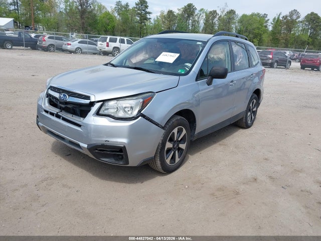 44827042 :رقم المزاد ، JF2SJABC0HH415305 vin ، 2017 Subaru Forester 2.5i مزاد بيع