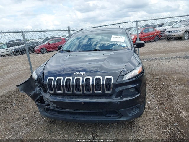 44827072 :رقم المزاد ، 1C4PJMAS6GW311149 vin ، 2016 Jeep Cherokee Sport مزاد بيع