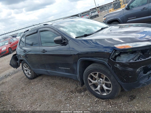 44827072 :رقم المزاد ، 1C4PJMAS6GW311149 vin ، 2016 Jeep Cherokee Sport مزاد بيع