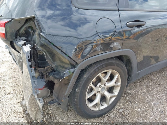 44827072 :رقم المزاد ، 1C4PJMAS6GW311149 vin ، 2016 Jeep Cherokee Sport مزاد بيع