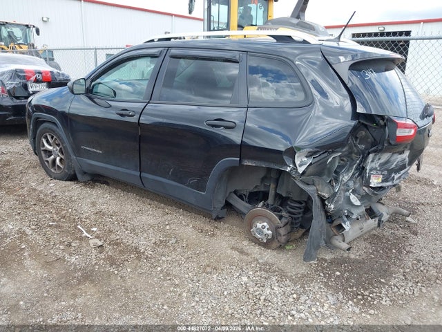 44827072 :رقم المزاد ، 1C4PJMAS6GW311149 vin ، 2016 Jeep Cherokee Sport مزاد بيع