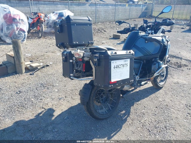 Продаж на аукціоні авто 2023 Bmw R 1250 Gs Adventure, vin: WB10M1300P6H60622, номер лоту: 44827075