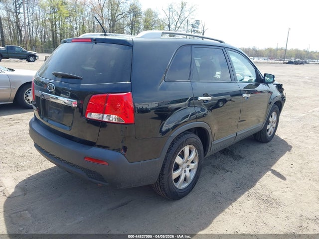 2013 Kia Sorento Lx მანქანა იყიდება აუქციონზე, vin: 5XYKT3A69DG412454, აუქციონის ნომერი: 44827095