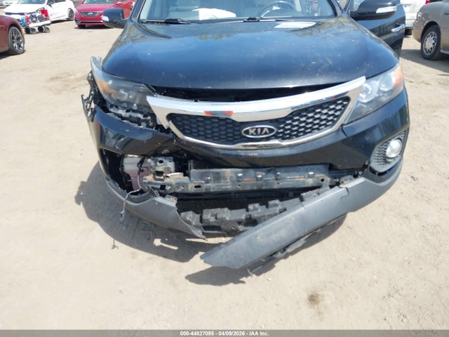 2013 Kia Sorento Lx მანქანა იყიდება აუქციონზე, vin: 5XYKT3A69DG412454, აუქციონის ნომერი: 44827095