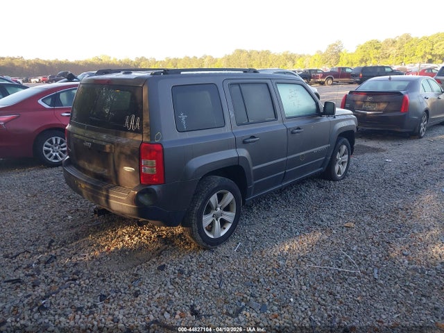 2017 Jeep Patriot Latitude 4x4 მანქანა იყიდება აუქციონზე, vin: 1C4NJRFB6HD174126, აუქციონის ნომერი: 44827104