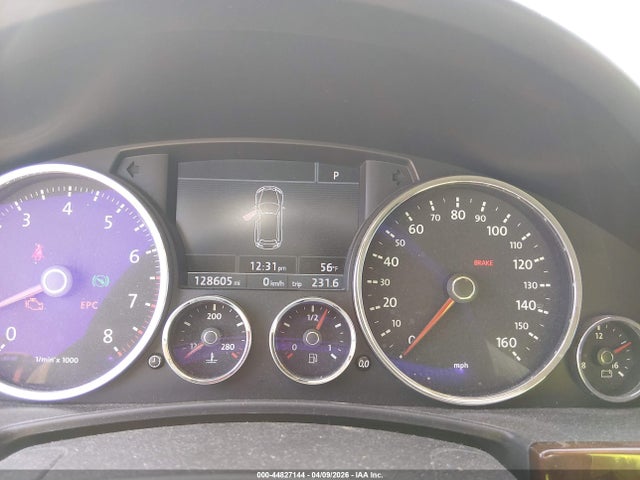 2008 Volkswagen Touareg 2 V8 Fsi მანქანა იყიდება აუქციონზე, vin: WVGCB77L68D048201, აუქციონის ნომერი: 44827144