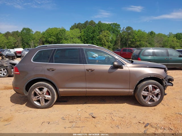 Продаж на аукціоні авто 2011 Volkswagen Touareg Tdi Lux, vin: WVGFK9BP7BD005707, номер лоту: 44827174