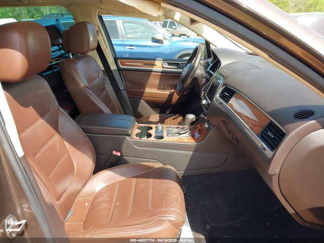 Продаж на аукціоні авто 2011 Volkswagen Touareg Tdi Lux, vin: WVGFK9BP7BD005707, номер лоту: 44827174
