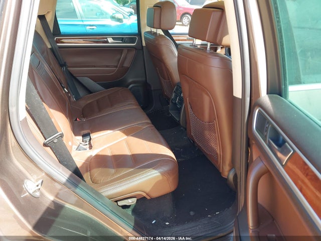 Продаж на аукціоні авто 2011 Volkswagen Touareg Tdi Lux, vin: WVGFK9BP7BD005707, номер лоту: 44827174