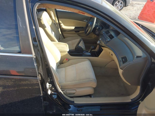 44827196 :رقم المزاد ، 1HGCP2F39AA183384 vin ، 2010 Honda Accord 2.4 Lx مزاد بيع