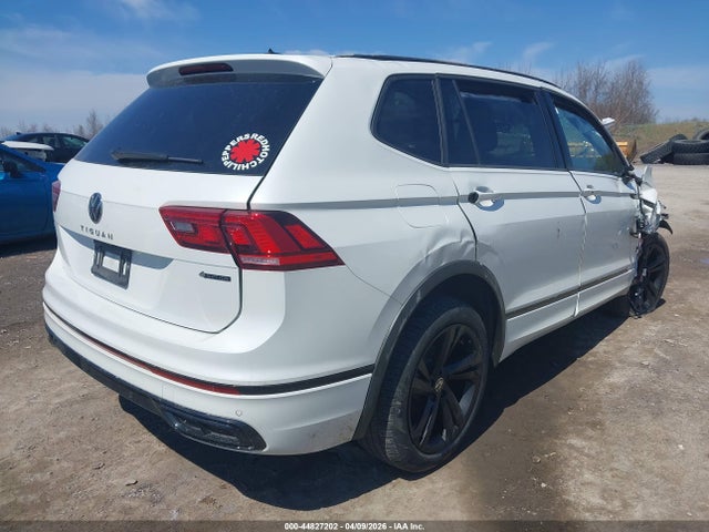 Auction sale of the 2024 Volkswagen Tiguan 2.0t Se R-line Black, vin: 3VV8B7AXXRM121812, lot number: 44827202