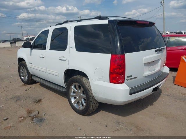 44827224 :رقم المزاد ، 1GKS2CE00BR155390 vin ، 2011 Gmc Yukon Slt مزاد بيع