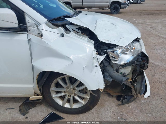 Продажа на аукционе авто 2018 Dodge Grand Caravan Sxt, vin: 2C4RDGCG1JR300215, номер лота: 44827228