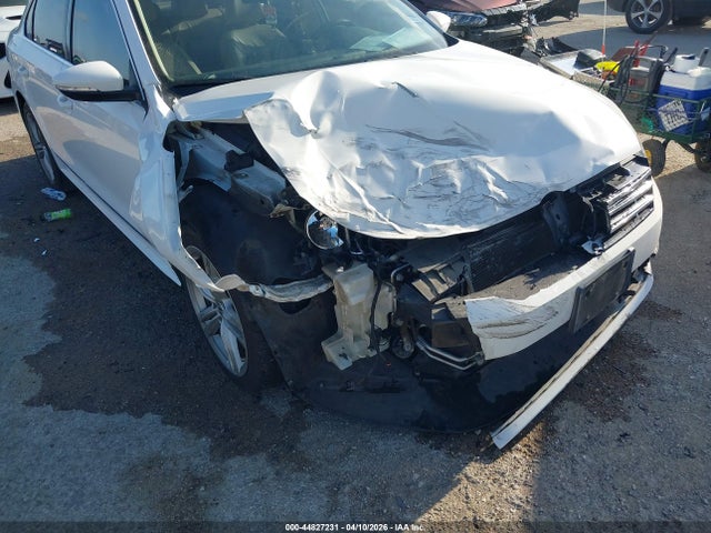 Продаж на аукціоні авто 2012 Volkswagen Passat 3.6l V6 Sel Premium, vin: 1VWCM7A3XCC065117, номер лоту: 44827231