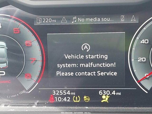 44827256 :رقم المزاد ، WAU8EAF84MN011533 vin ، 2021 Audi A8 L 60 Tfsi Quattro Tiptronic مزاد بيع