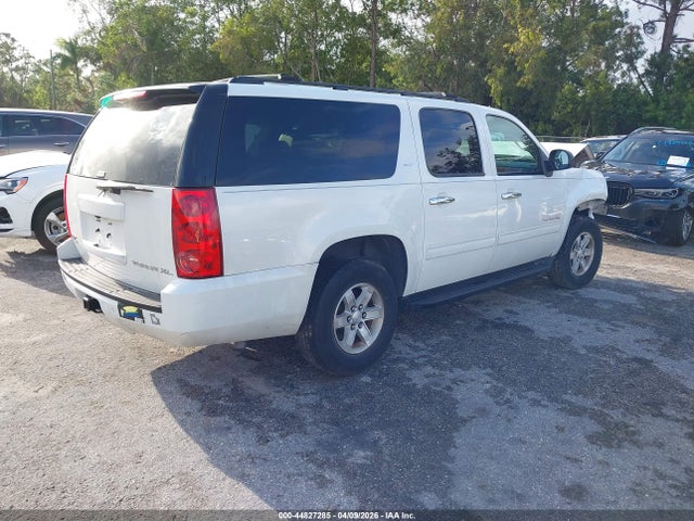 44827285 :رقم المزاد ، 1GKS1KE01ER119550 vin ، 2014 Gmc Yukon Xl C1500 Slt مزاد بيع
