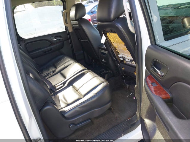 44827285 :رقم المزاد ، 1GKS1KE01ER119550 vin ، 2014 Gmc Yukon Xl C1500 Slt مزاد بيع